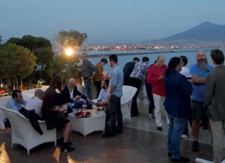 Club Chimay, in vista del Vesuvio