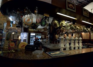 THE MOON PUB