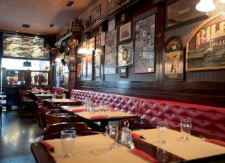 THE DONEGAL PUB