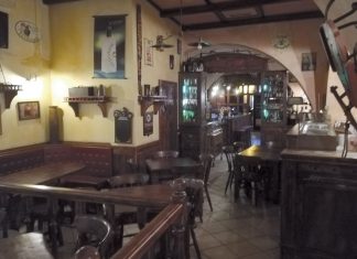 BECKETT PUB