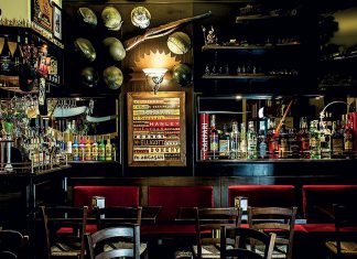 SIR FRANCIS DRAKE PUB