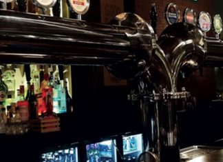 LOWEN INN PUB