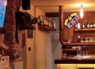 GAMBRINUS PUB