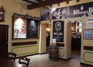 MAMA BLUES PUB
