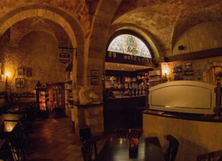 OLD STATION PUB