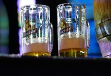 Misinto Bierfest 2025, giovedì 3 luglio al via l’estate in Brianza tra birra, cibo bavarese e aperitivi sulla sabbia.