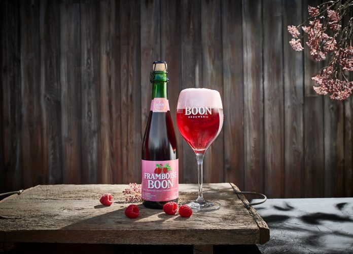 AMB_ Framboise Boon + glas buiten HR
